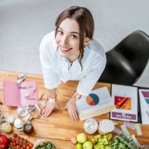 Médico Nutrólogo em Alphaville - Dra. Juliana Lara